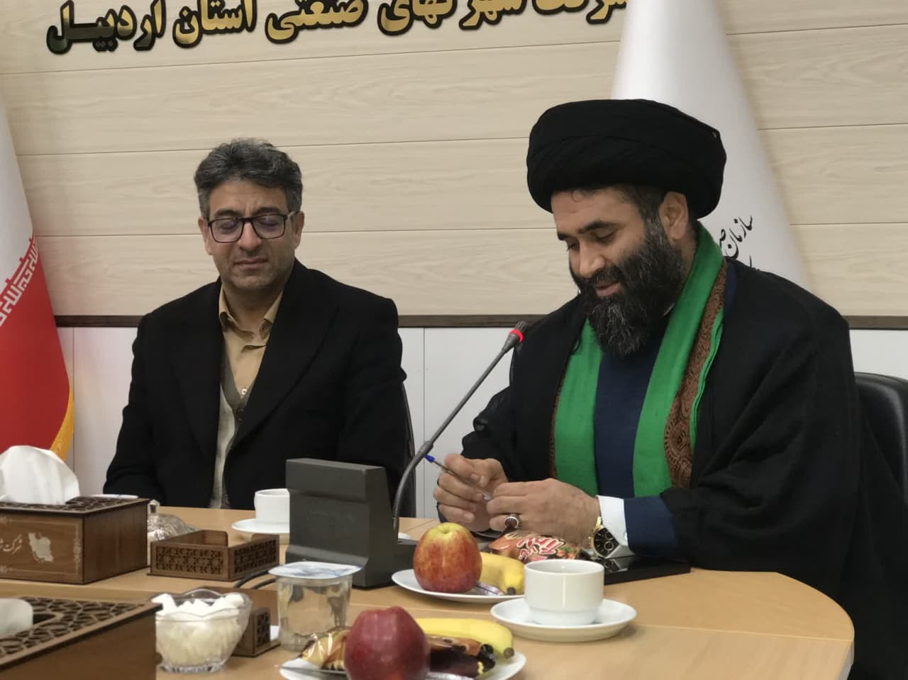 اهمیت به بررسی فرصت‌های شرکت‌های شهرک صنعتی در راستای ارتقای فرهنگ اسلامی مهم است